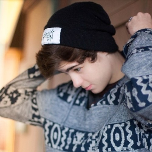 BELIEBER
16 
Florida 
Skateboarder
I love music