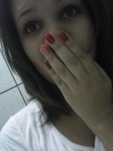 kakah, linda estrovertida especial e pronta pra faze novos amgs ;)