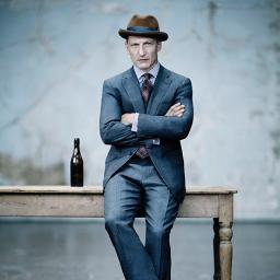 ChrisKellyStyle's profile picture. Stylist, Illustrator, Sometime MUA, Blogger and all around Jack Of All Trades. Practice Patience.