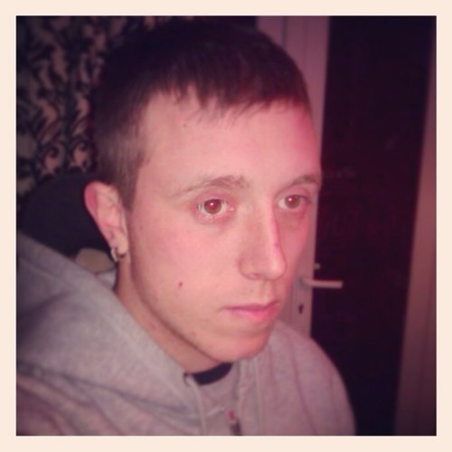 dubzin90's profile picture. Live life like its a epic story but remember your mistakes