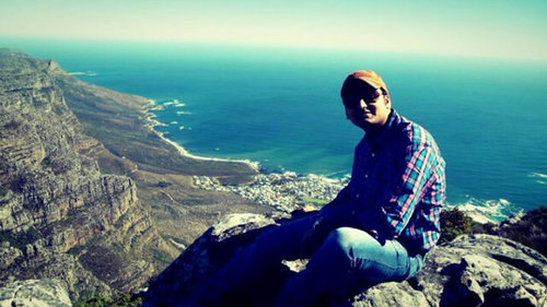 abhirulz05's profile picture. 