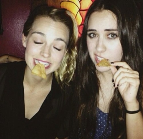 xJo_RPx's profile picture. I suck.