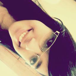 Virgiana, muito ciumenta, chata, chorona, irritante, preguiçosa, difícil de entender & só do meu bbê @geiison_ferraz 11/04/12 ზ♥