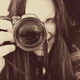 BeatTheSlurm's profile picture. 16 años, estudiante y cansada del prototipo de éxito chileno