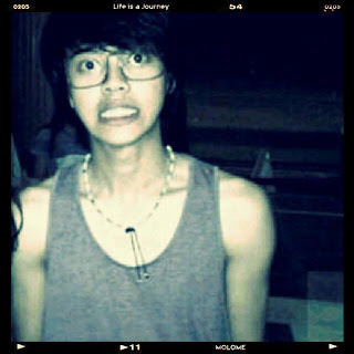 Mencintai @bismakarisma dengan setulus hati.''