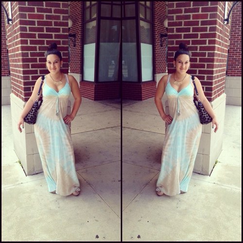 A girl doesn't need anyone that doesn't need her - Marilyn monroe