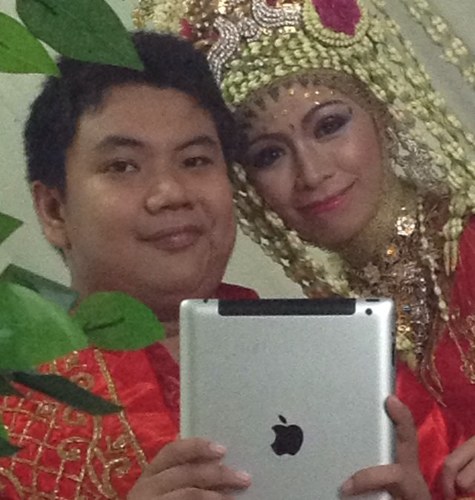 Dhety_Asing's profile picture. Be M. Abduh Wife | calm..| i love ALLAH SWT...Rasulullah SAW..My Big Family...My Sister...My Brother