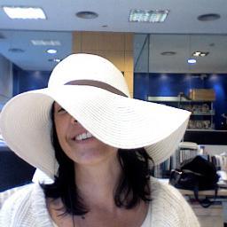 Periodista. Head of Content de Forbes Women. Antes 12 años en Vanity Fair, donde fui redactora jefa.
verabercovitz@gmail.com