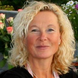 Spesialsykepleier, fagkonsulent innen utviklingshemning og aldring og masterstudent i helsefremmende arbeid