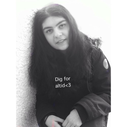 Hello I'm Bita and I like Mr. Bean :') I'm so funny HAHAHAH.