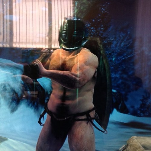 aiskhros's profile picture. 俺たちの戦場が帰ってきた