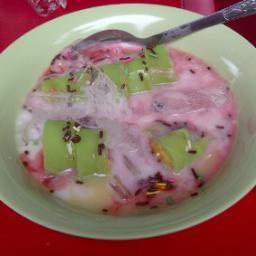 AA Es Pisang Ijo enaknya menjalar ke ubun-ubun. Mau order? kontak Andi  081281024949