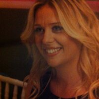 Nihal Şatıroğlu (@nihalsatiroglu) Twitter profile photo