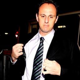 O são paulo f.c eu mando, sou o maior idolo da história. mando em tudo porque sou o capitão!

 Faça como eu, doe sangue e salve vidas. Não custa nada.