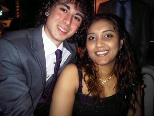 LatinoPortugees's profile picture. #Foto met schoonzus

#Als ik val, sta ik op.. Als ik sta, val ik op 

#W'app/ BBM

#Random & personal tweeter

#GoogleWorld

#Powered by @GoogleWorldNL