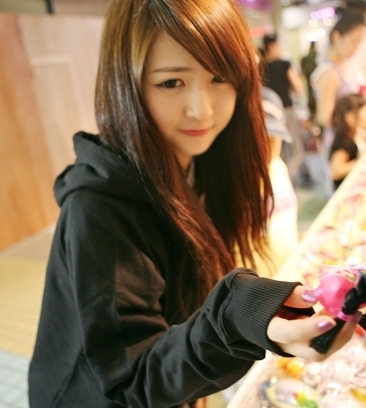 dltnsl's profile picture. 19살 배우가 꿈인 이순이 랍니다.
친하게 지내요.