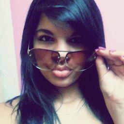 'sempre #quieta , sem medo pois o silencio é a mais perfeita expressão do #desprezo ;* Apaixonada por ele -@KiqBlackk' ∞ s2'