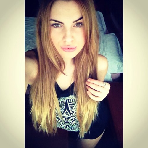 16. Australia. Michael Jackson. I follow back. Tweet me . Albanian