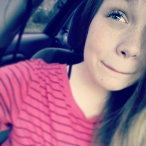 hii im bri and im obsessed with 1D!  follow me i follow backk :)