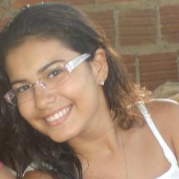 Porque o coração nem sempre é mocinho. Foi por isso que corri, tentei fugir, mas quando tem que ser, não adianta, será.
(Caio Fernando Abreu)