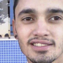''Na vida há coisas simples e importantes... Simples como eu e importantes como você!