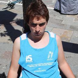 rogerquesada26's profile picture. roger quesada de reus magrada jugar a futbol i anar a fer castells am la meva colla el xiquets de reus, toco la guitarra i magraden les noies ...