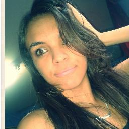 #Mãe eu te #Amo dmaiis  Tudoo que eu ttenho na miinha viida é vc e meuu #Pai  .. Voocêês Saao a batiida do meu coração , a luz que me da a direçção ♪♫ *