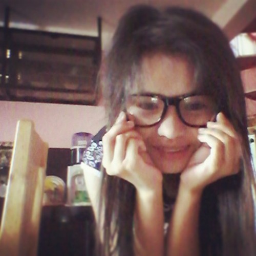 16 | single | brown eyes | choir | dancer din | maliit xD aminado naman ako..