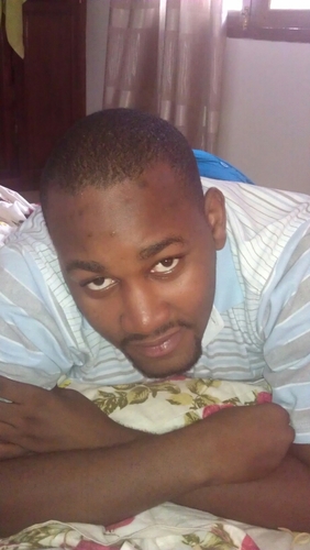 iamderilbrian's profile picture. 