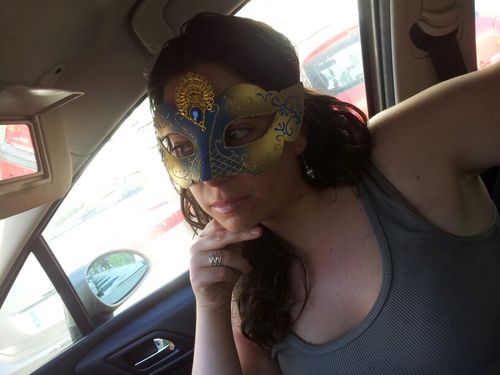 LydiTeacher's profile picture. Sevillana con personalidad y buen rollo. La gente falsa, negativa, hipócrita,...se darán con la puerta en las narices, pues en mi vida no entrarán.