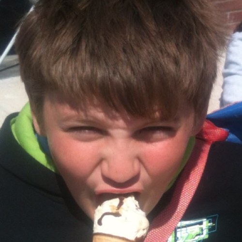 computerkid10's profile picture. Hey guys i am the 1# man 4 a computering job!!! Check out my channel