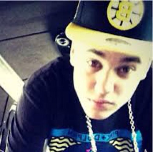 Belieber / Selenator ;) { FoReVeR}FoLLOW ME