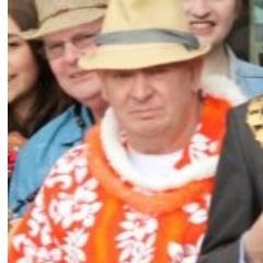 sidfenlon's profile picture. uke player, evertonian, socialist, husband father, and brother.ambassador to university of life