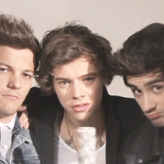 Les One Direction et Justin Bieber sont toute ma vie. ♥ Je follow back les Directioners et les Beliebers. ♥ 