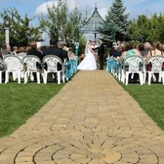 GraniteRoseNH's profile picture. Weddings and Events