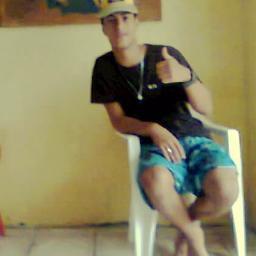 Cada inimigo seu vai te aplaudir de pé, quando seu escudo for o seu olhar e a sua espada sua fé ♪  Foco, Força e Fé! @_NicollyDias2 aqui, te amo irmão lindo ♥'