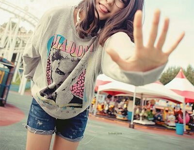 MrsAndrea__'s profile picture. Since 1995. Tú y yo,para lo bueno y para lo malo,para los días nublados y los soleados,para todo y para siempre. NAVY.♕.BIEBAH. Experta en tocar los huevos.