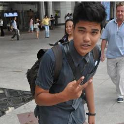 shahril bin azmi just call shah,18 y/o sg.petani,kedah...i'm simple person,open minded n sporting...(single)