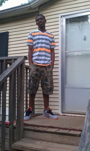 Money is all I know oh & GO FOLLOW My Homie @x_CrownMeee She Follow Back