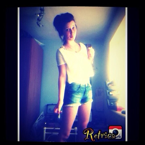 I'm a girl,how exciting... So yeah follow me. Follow me on Instagram-jadeknights1