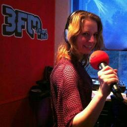 #Spin-in-het-web **Co-pilot pur sang** @3FM
('13), @Nachtvluchten ('06-'12) & @DeNachtdienst ('04-'08) #R1
