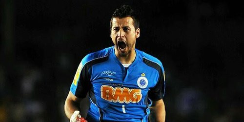 Fábio , amor nao e nem a metade do que eu sinto por vc ,pois o que sinto por vc vai alem disso.Afinal é inexplicavel , te amo como nunca imaginei amar alguem !