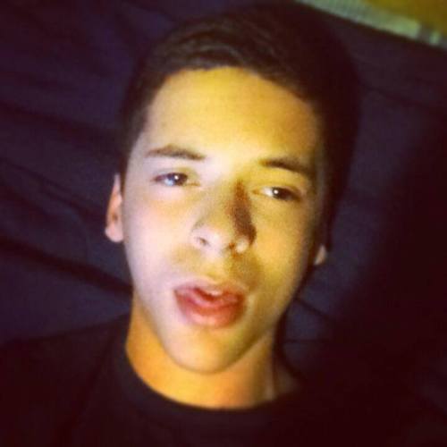 Hi. I'm socially awkward. Main Account: @YeahhImTHATkid