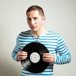OwenB is acclaimed on the Maltese DJ circuit for blending an array of deep, soulful and tech house in his mixes.