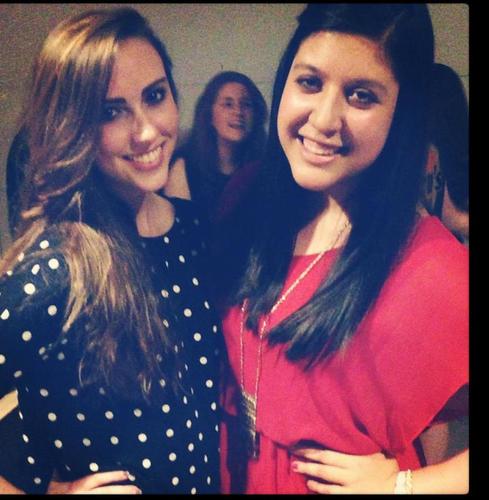 elizabettag's profile picture. KAΘ 3 Santa Clara. #selfiequeen