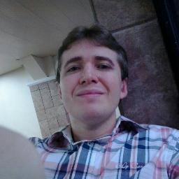 Apenas um cara encenando e, às vezes, contracenando nessa vida passageira...