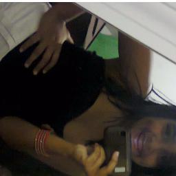 Aquelα que vc fαlα mαl, pαgα-pαu e fαz iguαl '
Nαo importα o quє єu diigα,
Vocє irα vαlorizαr pєlo quє vê.