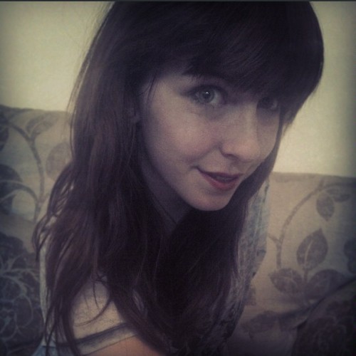 I live in Ireland. 17. Black Veil Brides, Fit For Rivals, Flyleaf, Asking Alexandria, Nirvana, Ghost Town, Pierce The Veil.
