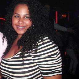 Lute com determinação, abrace a vida com paixão, perca com classe  e vença com ousadia(Charles Chaplin)