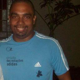 Carioca, tricolor, pai de 3 filhos, formado em Técnico Eletrônica e em Educação Física!! A minha fé em Deus é inabalável!!